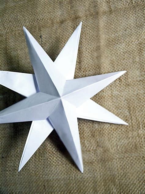 Étoile de Noël en papier à faire soi même DIY étoile 3d en 50 idées super