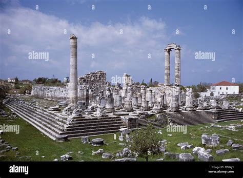 Temple Of Apollo At Didyma Turkey Stock Photo Alamy