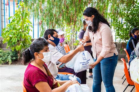 Entrega La Uaslp Despensas Para Personas En Vulnerabilidad Alimentaria El Heraldo De San Luis