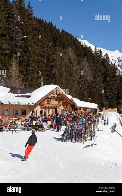 St Anton The Tirol Hi Res Stock Photography And Images Alamy