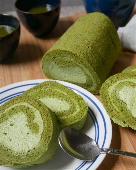 Matcha Roll Cake Recipe 抹茶ロールケーキ Japanese Green Tea Swiss Roll Recipe Matcha Roll Cake