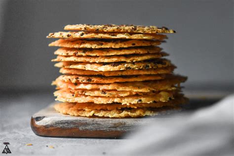 Top 14 Low Carb Chips For All Your Crunchy Cravings
