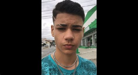 Família Pede Ajuda Para Localizar Adolescente De 16 Anos Desaparecido Em Blumenau