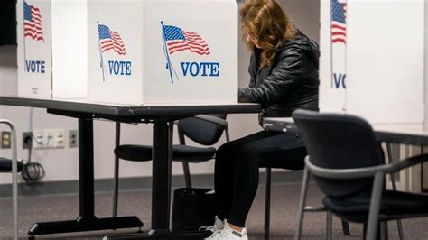 Eeuu Celebra El D A Nacional Del Registro De Votantes C Mo Es El