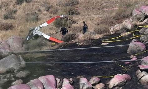 Choque De Dos Helic Pteros Que Combat An Incendio En California Deja