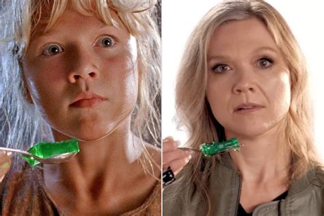 Jurassic Park Ariana Richards Recreates Iconic Scene 30 Years Later