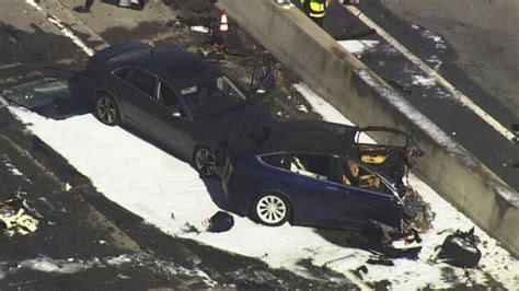 Tesla Nuevo Accidente Mortal De Un Coche Sin Conductor