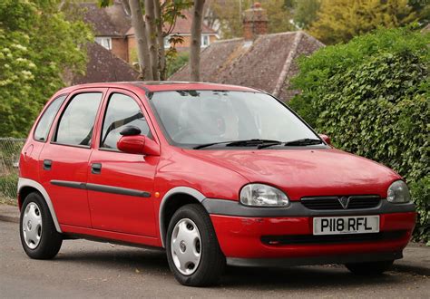 P118 RFL 2 1997 Vauxhall Corsa Breeze 5 Door 1389cc Hi Nivek