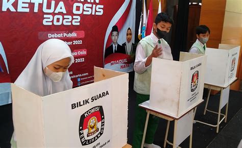 Demokratif Pemilihan Osis Smp Islam Al Azhar 26 Yogyakarta Layaknya Pemilihan Capres Cawapres