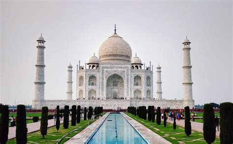 The Taj Mahal: An Epic Mughal Architecture