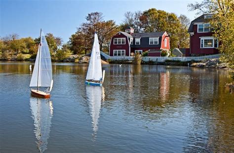 Vane Stered Free Sailed Marblehead Pond Yachts At Redds Pond Marblehead