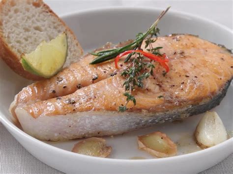 Pan Roasted Salmon Steaks Recipe Eatsmarter