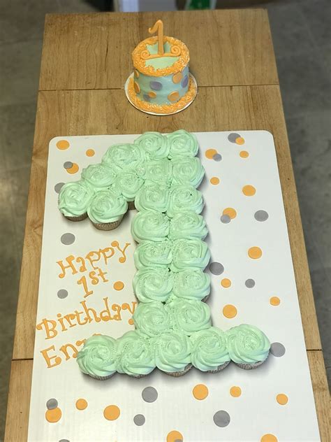 First Birthday Pull Apart Cupcake Cake With Matching Smash Cake Number