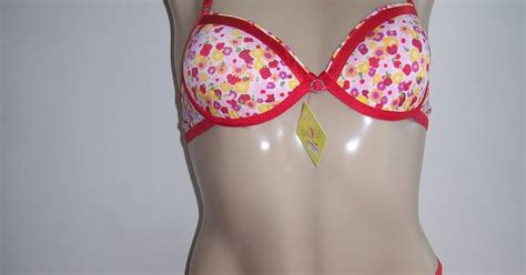 Lua e Sol Moda íntima A lingerie da mulher moderna COD Conj bjo detalhe em fita de