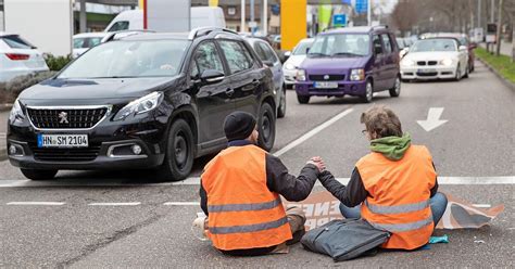 Mitglieder Der Letzten Generation Sind Zu Haftstrafen Verurteilt