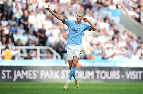 Catatan Apik Erling Haaland Usai Cetak Hattrick