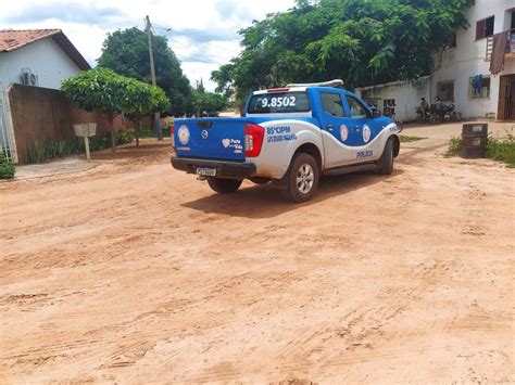 Jovem Pula De Andar De Pr Dio E Tem M Ltiplas Fraturas Pelo Corpo