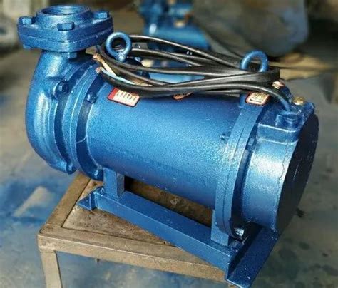 Three Phase 5 0 HP CI Body V7 Openwell Pump At Rs 7000 In Ahmedabad