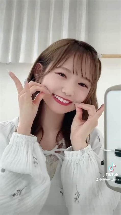 畑美紗起さんのインスタグラム動画 畑美紗起instagram 「桜が降る夜は🥰🌸 Tiktok あいみょん 桜が降る夜は オオカミダンス 恋とオオカミには騙されない 踊って