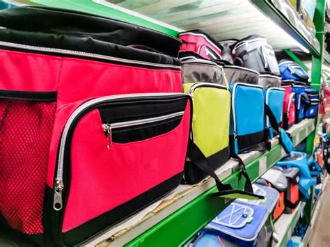 10 Best Lunch Coolers & Boxes for Construction Workers - Reviews