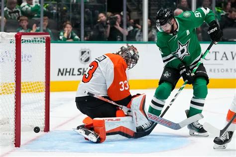 Hectic Finish In Overtime Battle Gives The Stars A 5 4 Victory Over Flyers