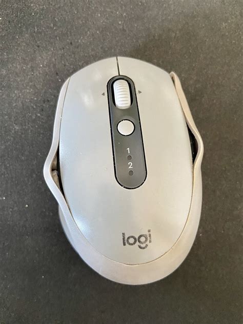 M590 Rubber pealing off. Is it repairable? : r/logitech