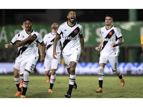 Vasco vence o Cuiabá e encerra sequência de 10 jogos sem vitória no