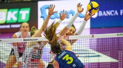 Pallavolo A Femminile Conegliano Domina Scandicci E Questa Sera A