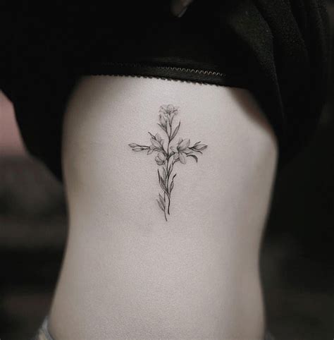 Acceptable Tattoo Ideas For Women With High Standards Tattooblend