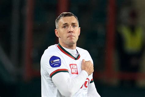 «Локомотив» обвинил Дзюбу в неуважении к футбольному сообществу ...