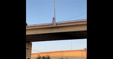 VIDEO Evitan Que Mujer Se Lance De Puente En Navojoa Uniradio Informa