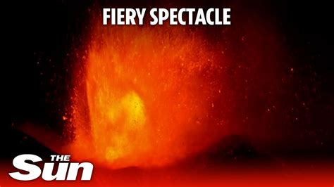 Mount Etna Volcano Erupts Painting The Sky Red Spectacular Natural