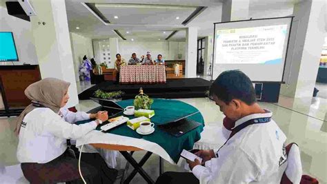 Sosialisasi Pembatik Dan Platform Teknologi Di Daerah Istimewa