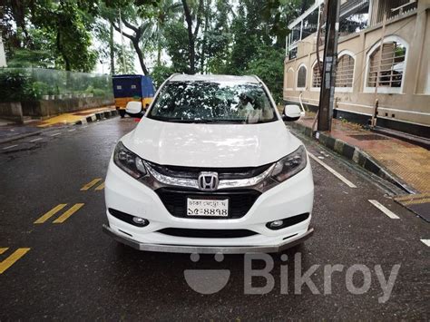 Honda Vezel Rs Non Hybrid For Sale In Gulshan Bikroy