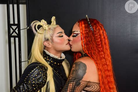 Foto Pabllo Vittar E Gloria Groove Deram Selinho No Camarim Purepeople