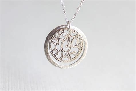 Silver Medallion Pendant Necklace sterling eternity by petitor