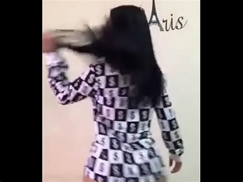 Mi Veneca me manda otro vídeo provocador Culazo el que tiene XVIDEOS