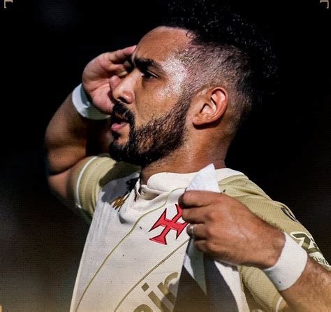 Vasco Entrar Em Campo O Terceiro Uniforme Supervasco