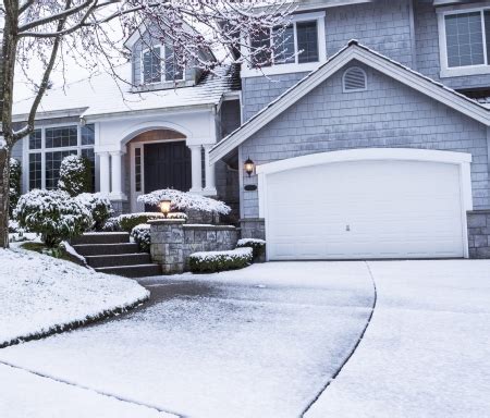 How to Melt Ice on Your Driveway Without Salt