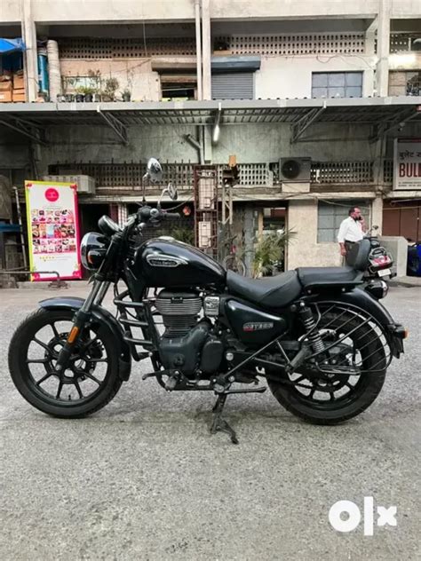 Royal Enfield Meteor Stellar Black 2021 Bulletraja