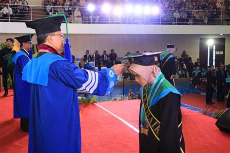 Gelar Wisuda I Setelah Alih Status Uin Salatiga Luluskan Mahasiswa