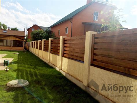 Фото необычного забора из доски построенного в Москве | Забор, Доска, Дача
