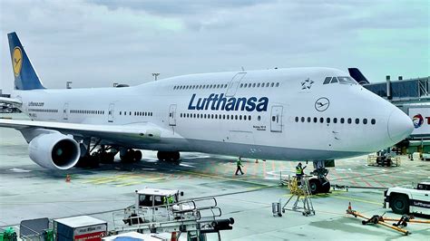 Review: Lufthansa Boeing 747-8 Business Class (Frankfurt to Miami)