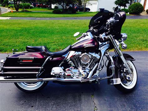 2007 Harley Davidson FLHRC Road King Classic Black Cherry Smoke