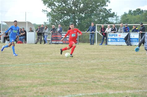 FOOTBALL Coupe de France La victoire de Montceau contre Génelard