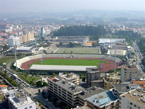 Estádio Municipal do Professor Doutor José Vieira de Carvalho Maia