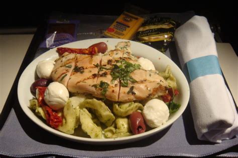 The Perfect Airline Meal Hot Or Cold Live And Lets Fly