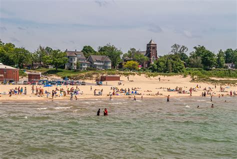 15 Best Beach Towns In Michigan Midwest Explored