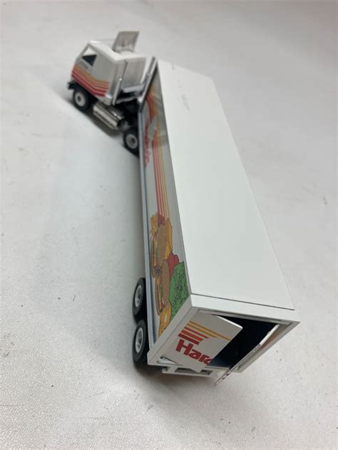 Winross Die Cast Hardys Semi Toy Truck From The Collection Of Timelines