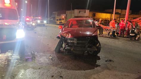 Choque Entre Cami N Y Camioneta Deja Personas Lesionados En Salvador